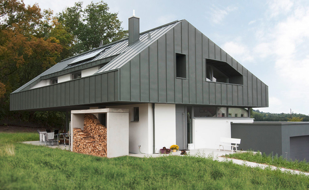 tl_files/content/projekte/haeuser/haus_z/hausz-sued.jpg