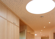 tl_files/content/projekte/oeffentliche_bauten/WEB_114_Krippe_Neunkirchen/flur_thb.jpg